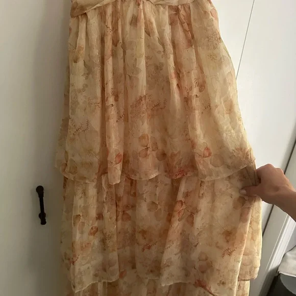 Storia Cream Floral Maxi Dress - Picture 5 of 9